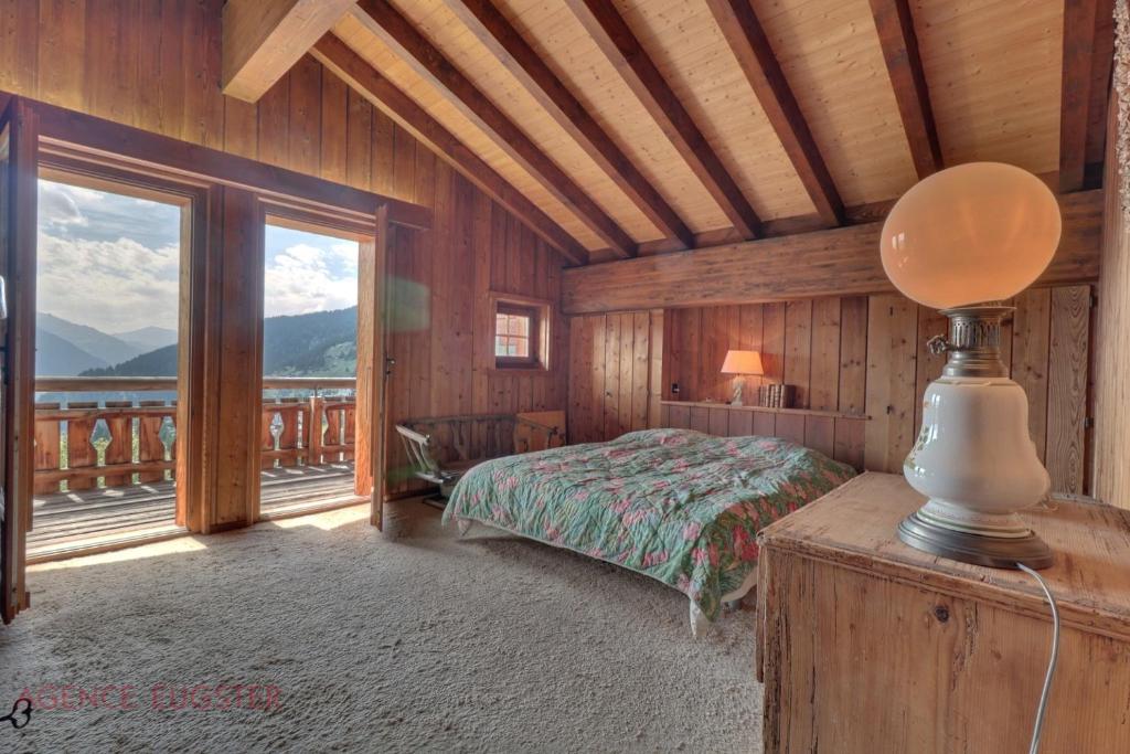 Teura room 5